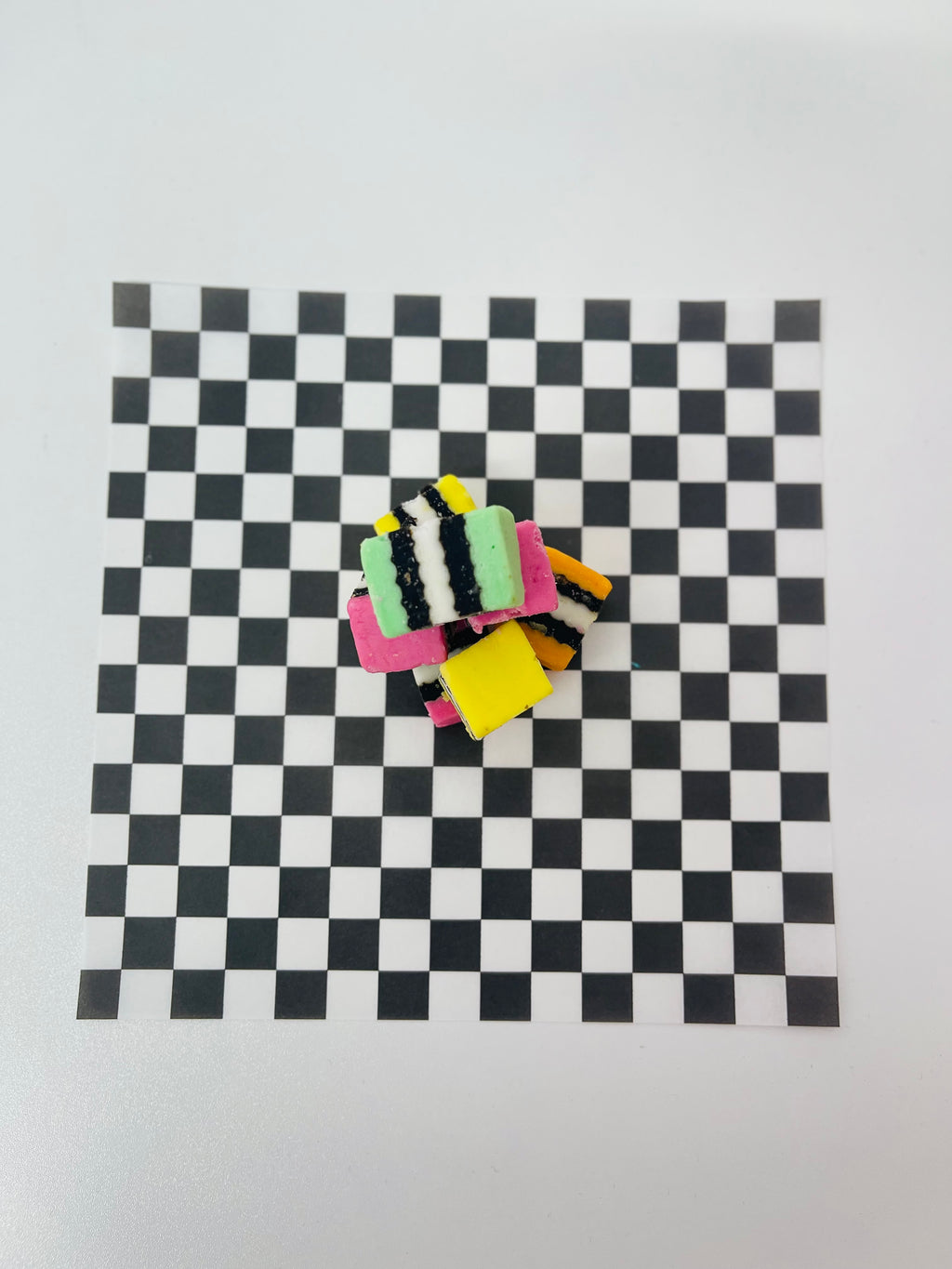 Lolly Share Box 500g ($25)